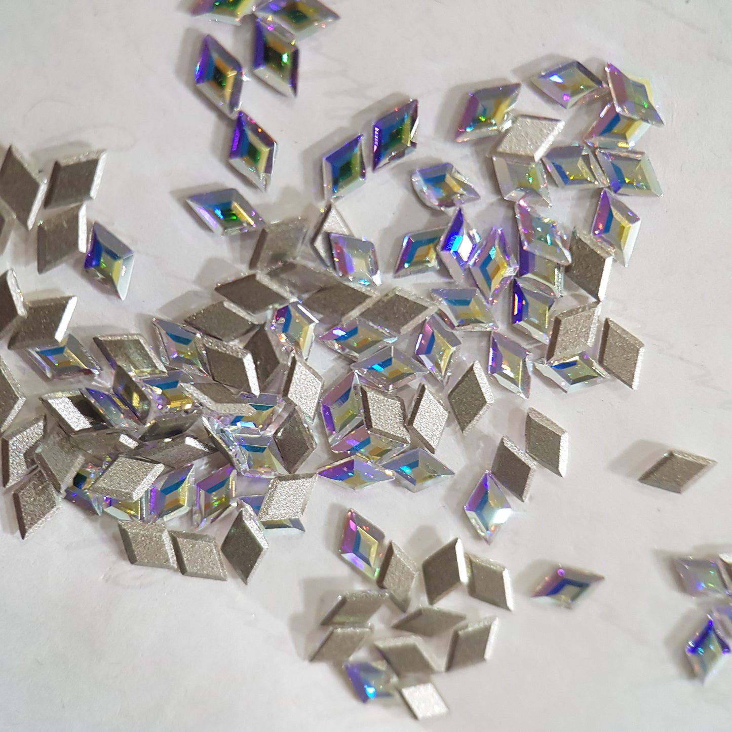 SWAROVSKI 2773 DIAMOND SHAPE FLAT BACK AB