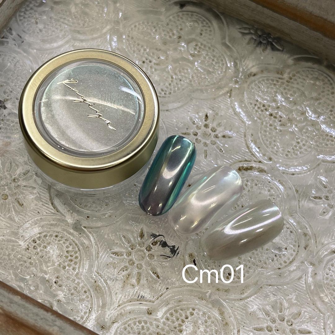 RUYIYA x HANA AURORA CHROME POWDER