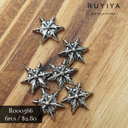 SILVER PUNK STAR R000566