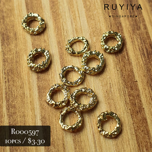 GOLD BIG WAVEY RING R000597