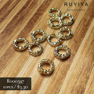 GOLD BIG WAVEY RING R000597