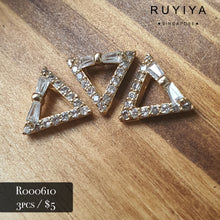 Load image into Gallery viewer, GOLD CRYSTAL TRIANGLE WITH RIBBON R000610
