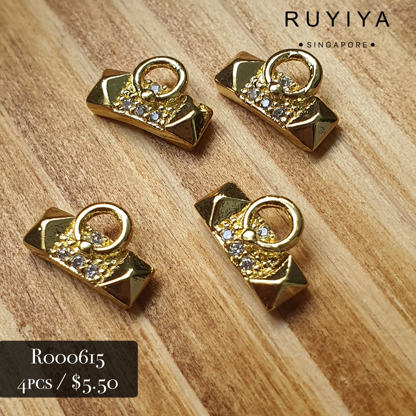 GOLD HIGH FASHION BAR CHARM R000615