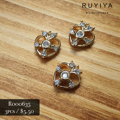 GOLD SAILORMOON'S TREASURE BOX CHARM R000635