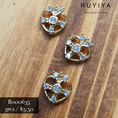 GOLD SAILORMOON'S TREASURE BOX CHARM R000635