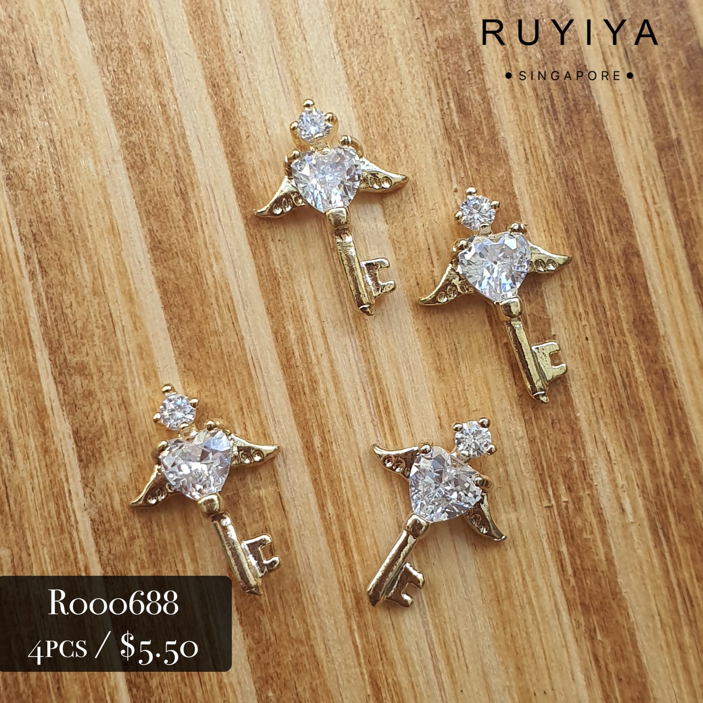 GOLD SAILORMOON'S SCEPTER CHARM R000688