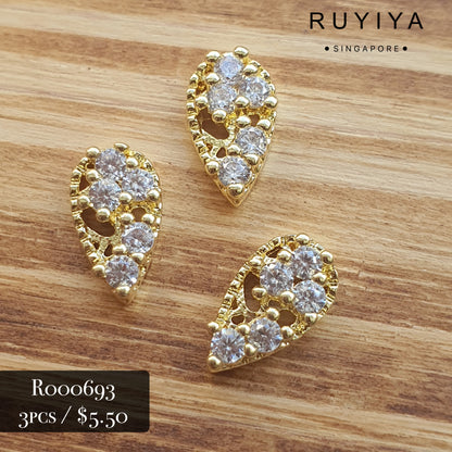 GOLD TEARDROP SUSPENDED CRYSTAL CHARM R000693