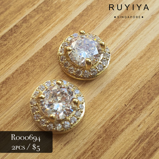 GOLD BRILLIANT ROUND CRYSTAL CHARM R000694