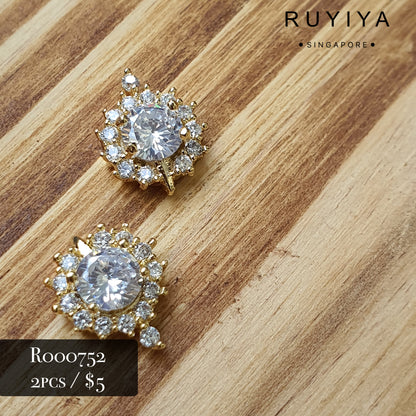 GOLD ROUND BRILLIANT CRYSTAL CHARM R000752