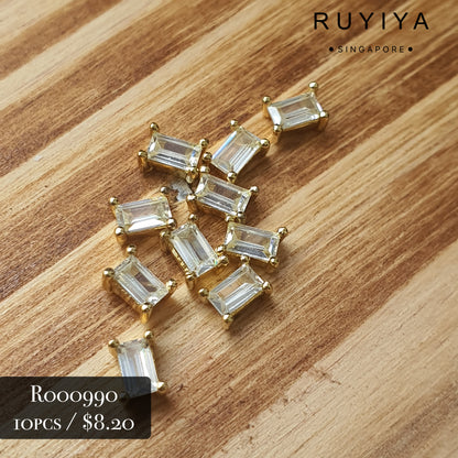 GOLD SHORT RECTANGLE CRYSTAL CHARM R000990