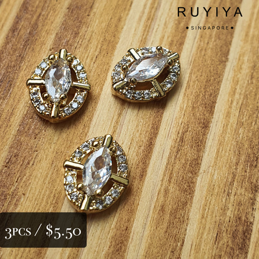 GOLD BRILLIANT HEART CRYSTAL CHARM R001651