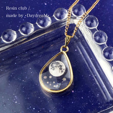 Load image into Gallery viewer, RESIN CLUB FULL MOON | RC-MOO-102

