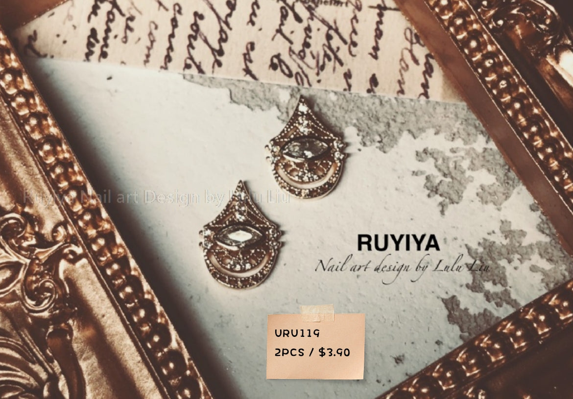 GOLD MAGNIFICENT MARQUISE CRYSTAL BOUQUET URU119