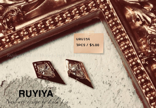 GOLD TEARDROP SHIELD URU159