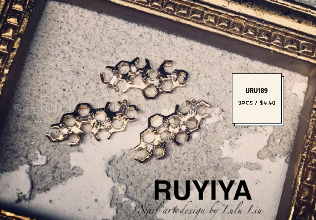 GOLD HONEYCOMB WITH CRYSTAL URU189