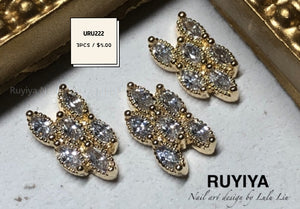 GOLD MARQUISE CRYSTALS CHARM URU222