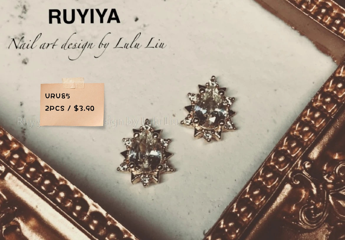 GOLD LUXURY LARGE TEARDROP ZIRCON CHARM URU85