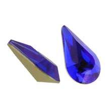 Load image into Gallery viewer, SWAROVSKI 4328 XILION PEAR FANCY STONE MAJESTIC BLUE
