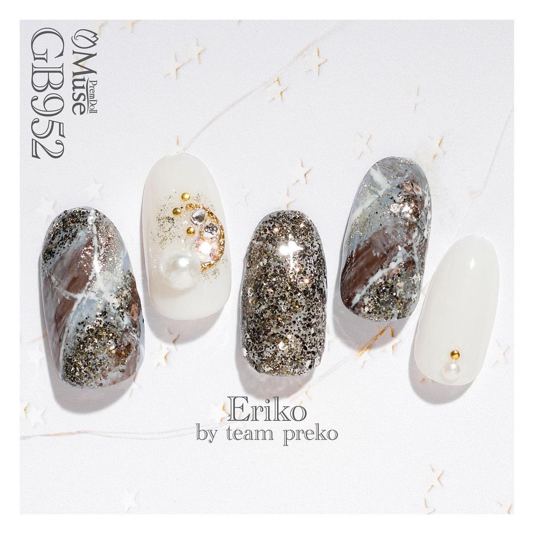 PREMDOLL MUSE GB952 MODERN GREEN